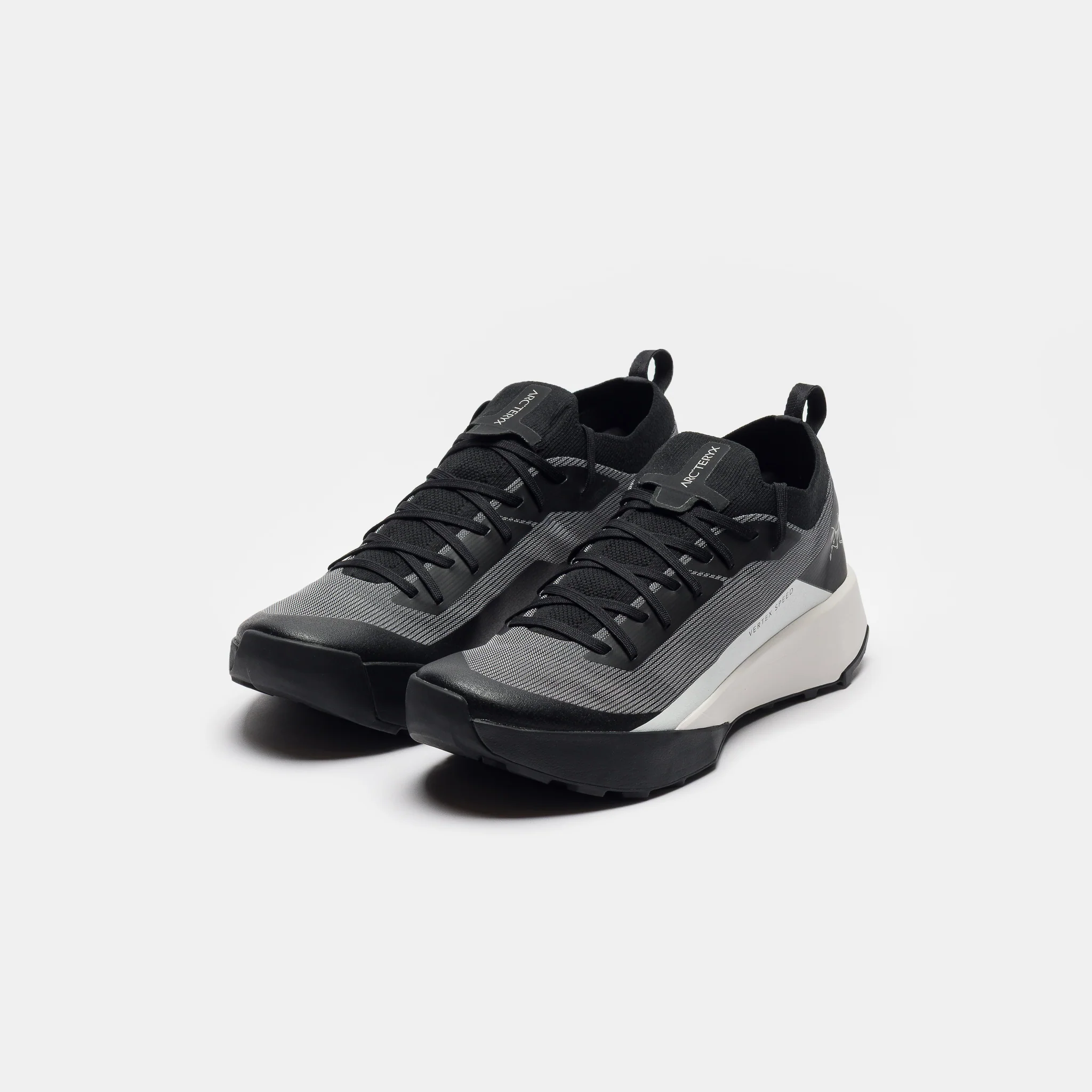 Vertex Speed Low Sneaker in Black/Arctic Silk - Image 3