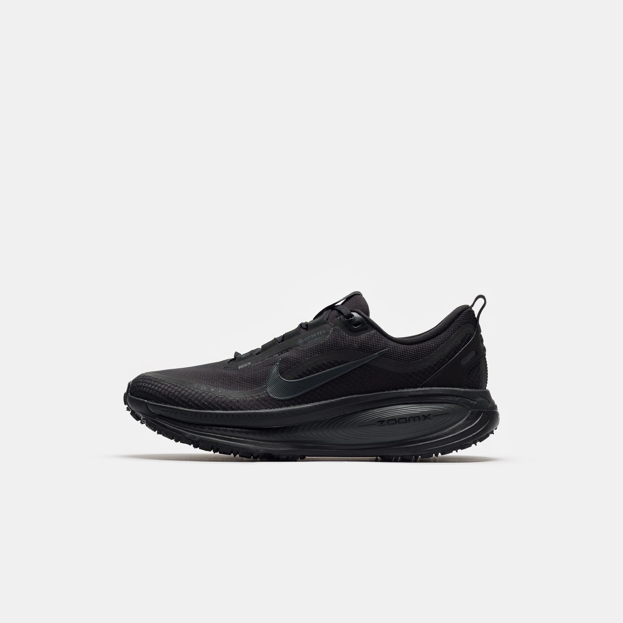 Vomero 18 Gore-Tex Sneaker in Black/Anthracite