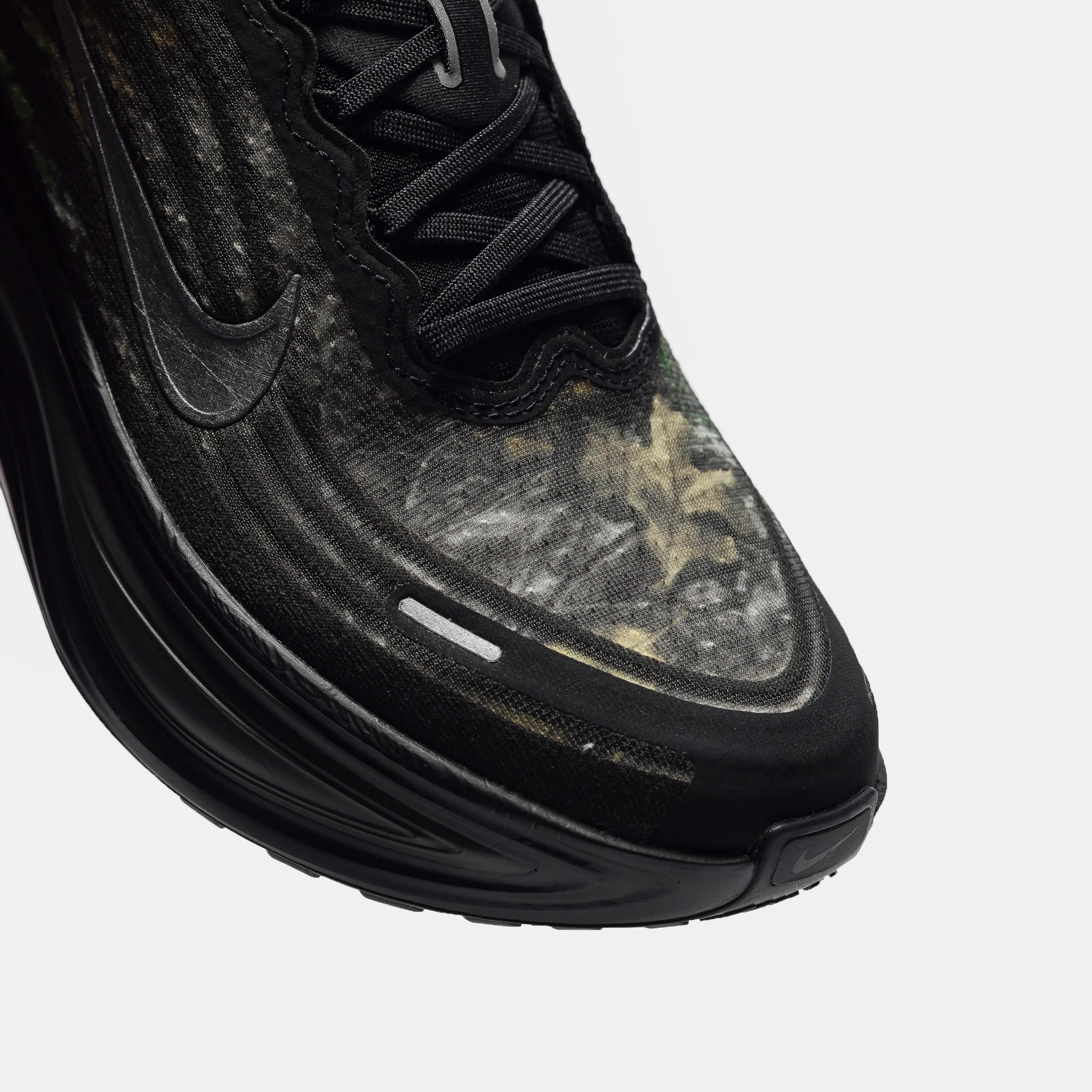 Vomero Plus Realtree Sneaker in Black/Metallic Dark Grey/Anthracite - Image 6