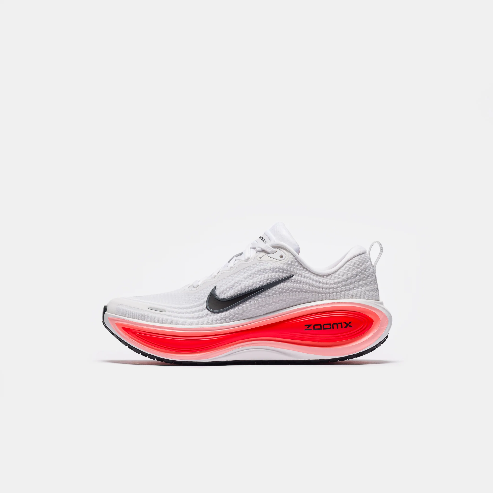 Vomero Plus Sneaker in White/Black/Bright Crimson