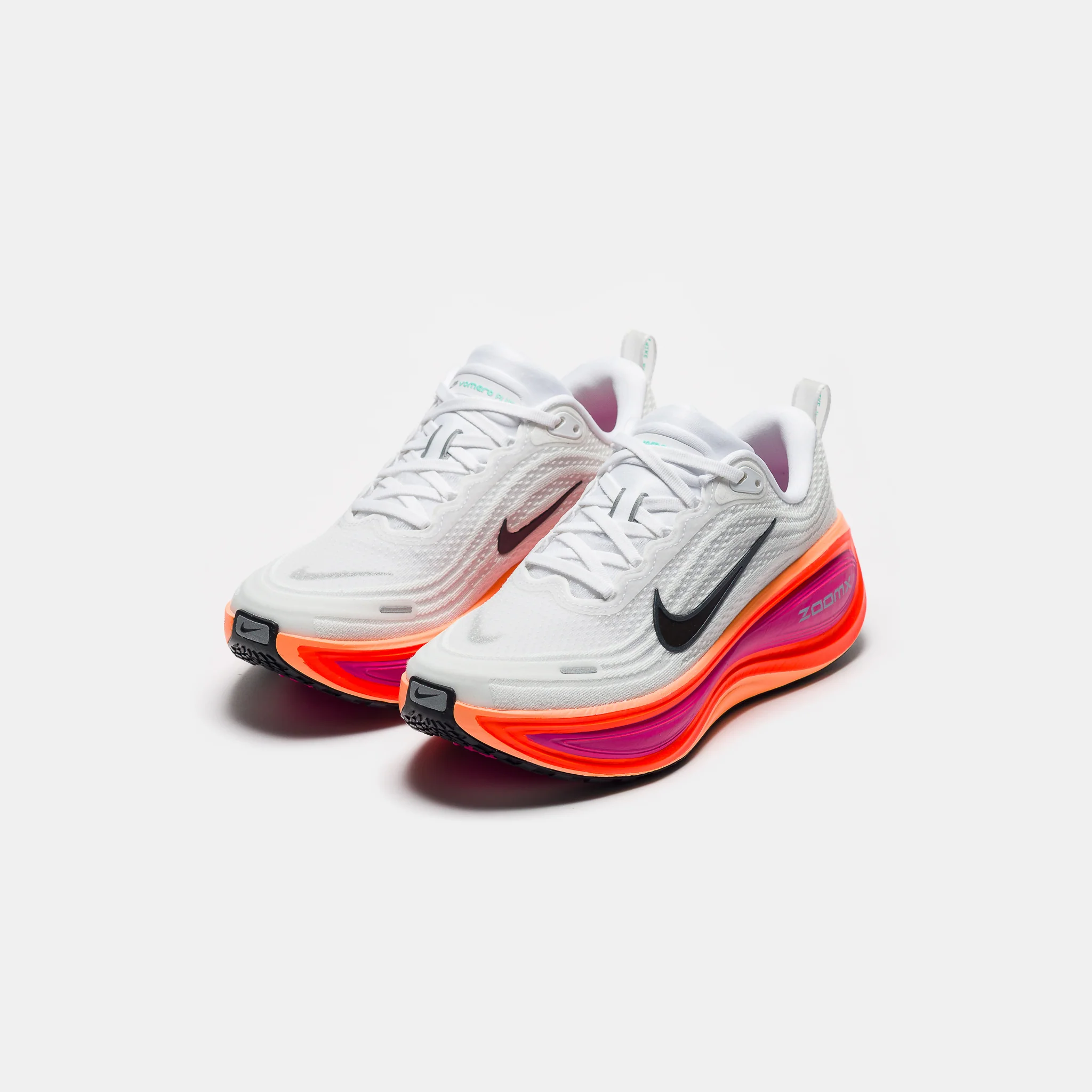 Vomero Plus Sneaker in White/Black/Fire Pink/Hyper Crimson - Image 3