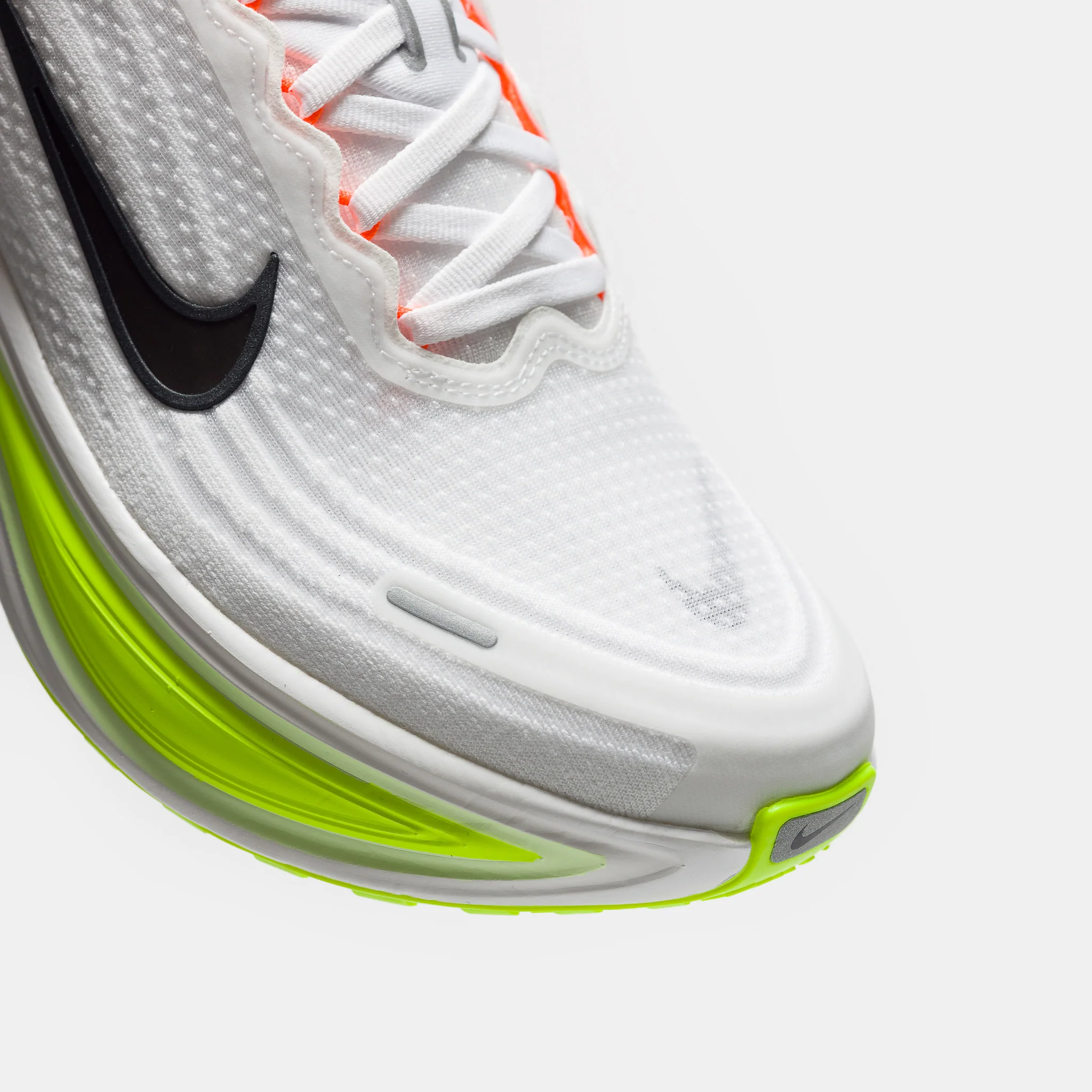 Vomero Plus Sneaker in White/Black/Volt/Barely Volt - Image 6