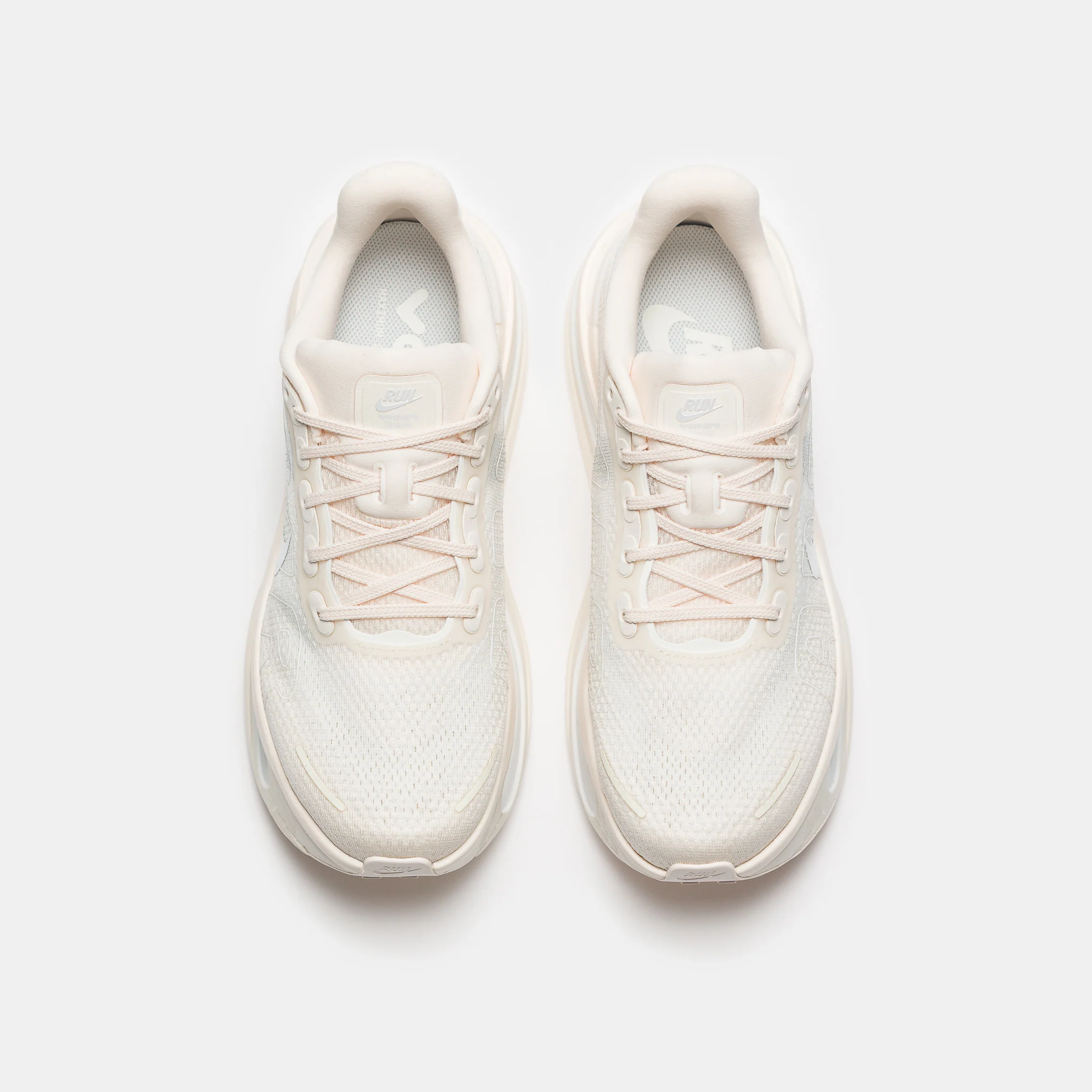 Vomero Premium Sneaker in Chalk/White/Pale Ivory/Summit White - Image 4