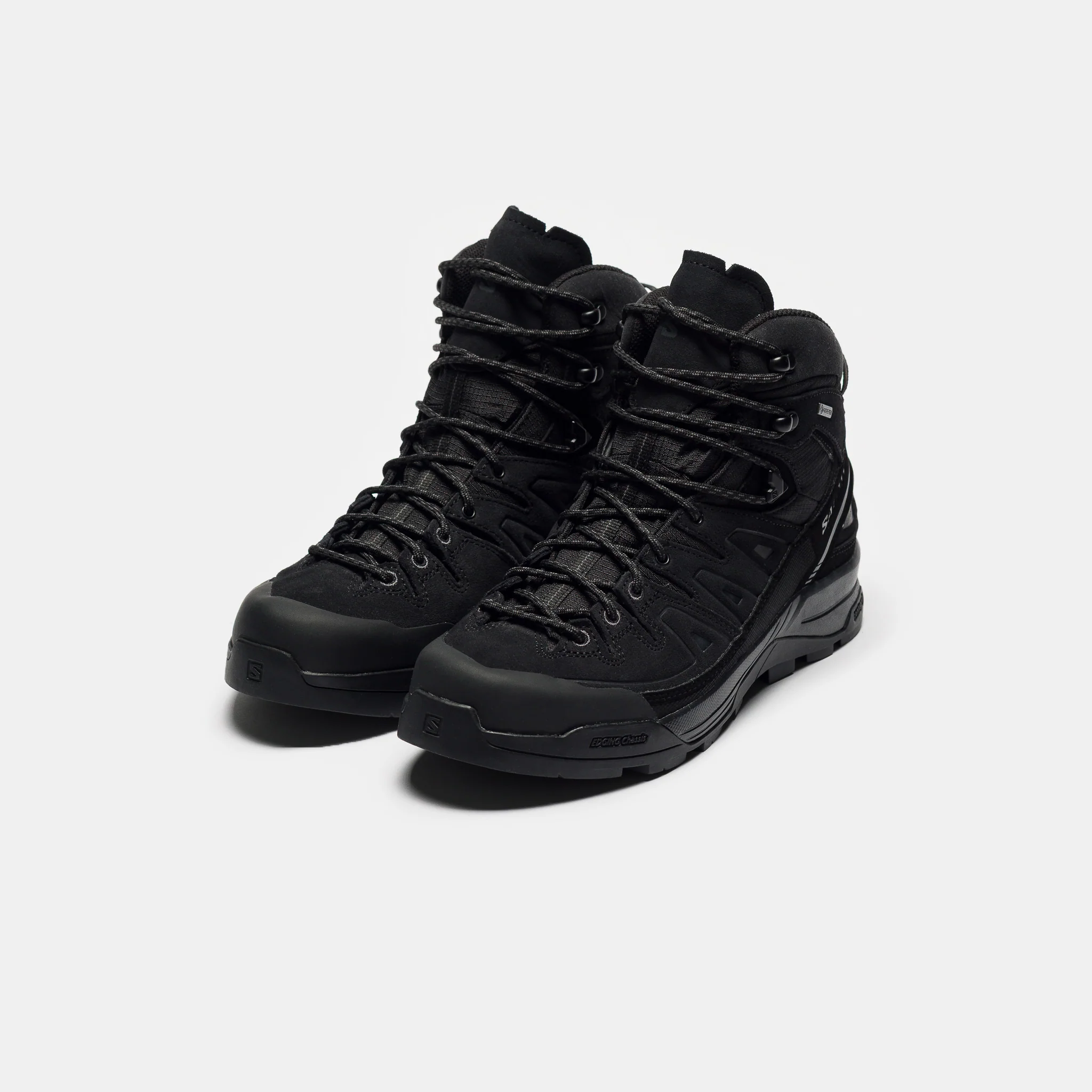 X-Alp Mid Gore-Tex Boot in Black/Black - Image 3