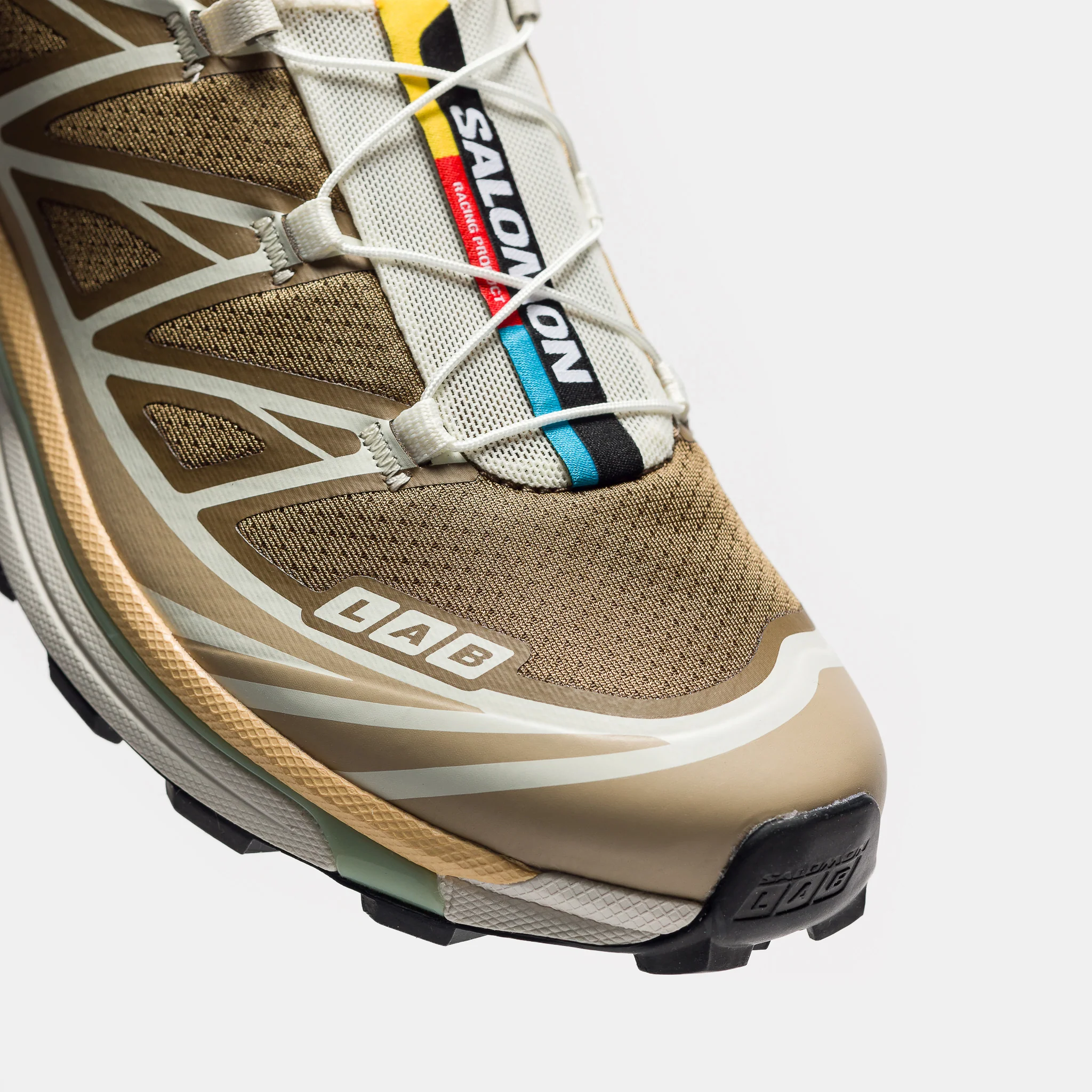 XT-6 Sneaker in Coyote Brown/Safari/Sahara Sun - Image 6