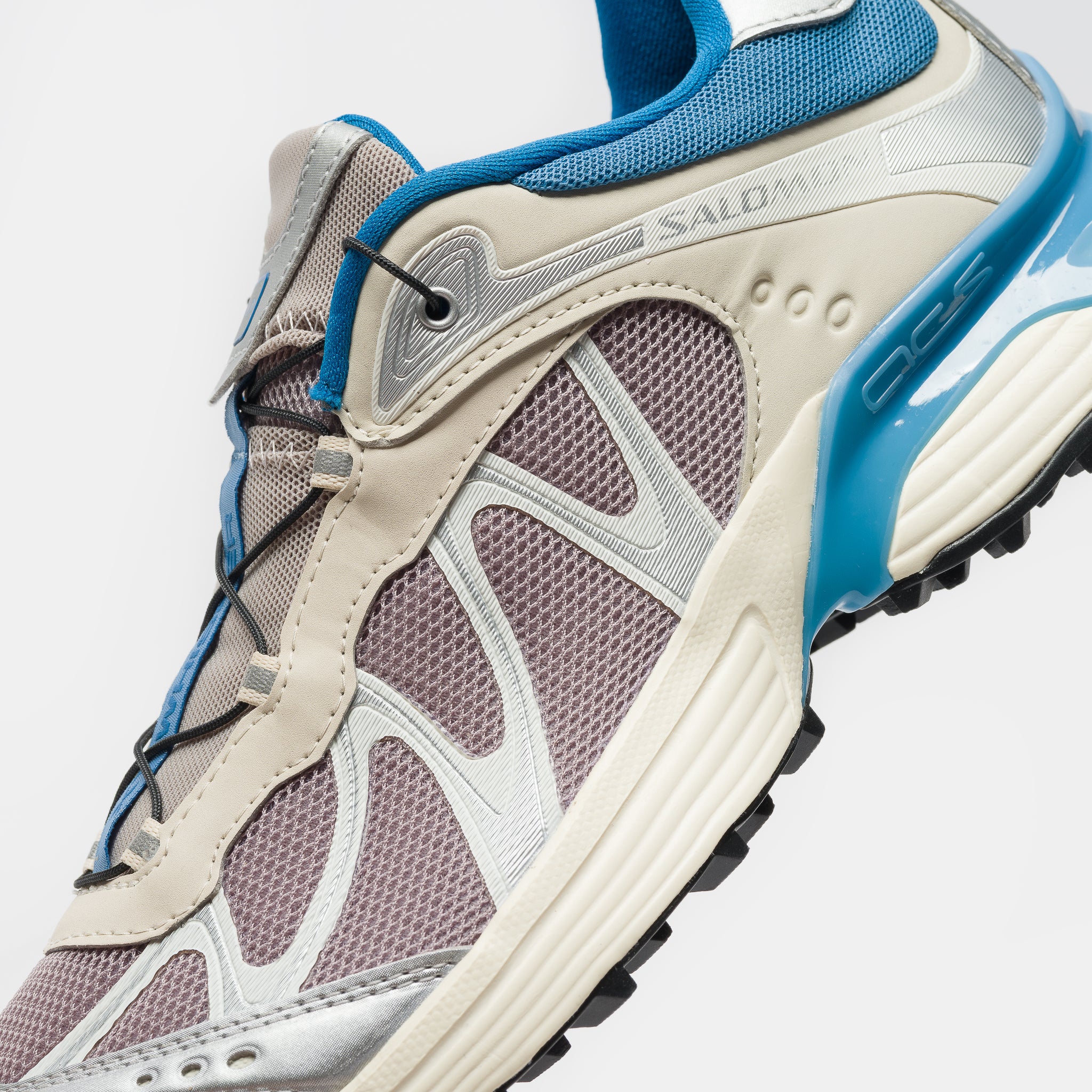 XT-Whisper Sneaker in Paloma/Almond Milk/Niagara - Image 5